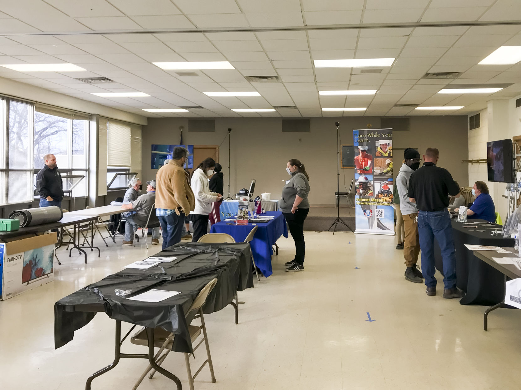Apprenticeship career fair, fall 2021